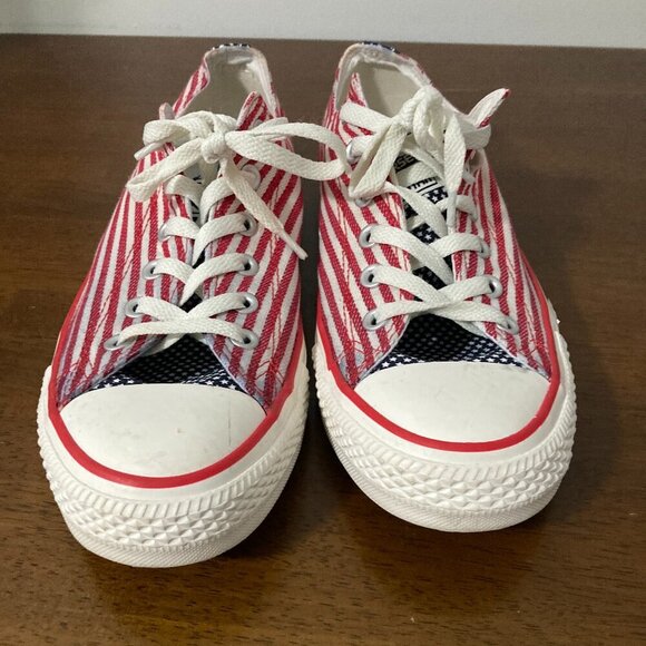 Converse Women Size 8 American Flag Patriotic Sneakers Low Top Comfortable - Picture 1 of 8